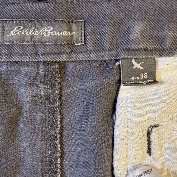 Eddie Bauer Shorts Gray Chino Pleated Front Size 38 Small Mark See Photo Elastic - Picture 8 of 12
